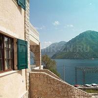 Villa at the first line of the sea / lake in Montenegro, 400 sq.m.