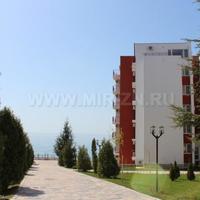 Flat at the first line of the sea / lake in Bulgaria, Burgas Province, Elenite, 67 sq.m.