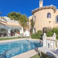 Villa in Spain, Comunitat Valenciana, Alicante, 350 sq.m.
