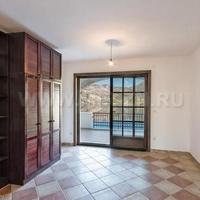 Flat at the first line of the sea / lake in Montenegro, 97 sq.m.