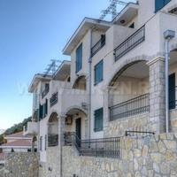 Flat at the first line of the sea / lake in Montenegro, 97 sq.m.