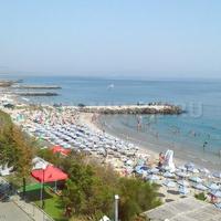 Flat at the first line of the sea / lake in Bulgaria, Burgas Province, Elenite, 123 sq.m.