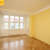 Flat Czechia, Karlovy Vary Region, Karlovy Vary, 101 sq.m.