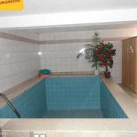 Дом в Чехии, Карловарский край, Карловы Вары, 4802 кв.м.