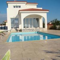 Bungalow at the first line of the sea / lake, in the suburbs in Republic of Cyprus, Polis, 120 sq.m.
