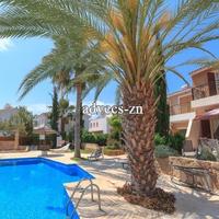 Townhouse in the suburbs in Republic of Cyprus, Eparchia Pafou, 77 sq.m.