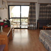 Hotel in the suburbs in Republic of Cyprus, Lemesou, Nicosia, 6500 sq.m.