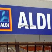 Supermarket in United Kingdom, England, London, 1753 sq.m.