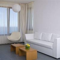 Апартаменты на первой линии моря/озера, в пригороде в Болгарии, Бургасская область, Елените, 85 кв.м.