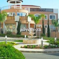 Flat in the city center in Republic of Cyprus, Eparchia Pafou, 100 sq.m.