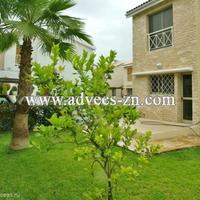 House in the city center, at the first line of the sea / lake in Republic of Cyprus, Lemesou, 125 sq.m.