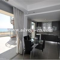 Апартаменты на первой линии моря/озера на Кипре, Ларнака, 184 кв.м.