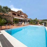 Вилла в Италии, Вентимилья, 340 кв.м.