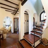 Villa in Italy, Ventimiglia, 340 sq.m.