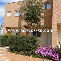 Таунхаус в Испании, Каталония, Камбрилс, 127 кв.м.