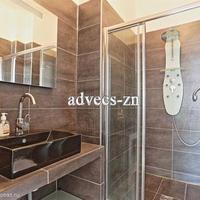 Flat in France, Ile-de-France, Paris, 151 sq.m.