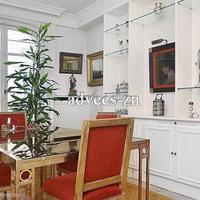 Flat in France, Ile-de-France, Paris, 148 sq.m.