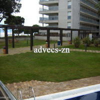 Апартаменты на первой линии моря/озера в Испании, Каталония, Жирона, 75 кв.м.