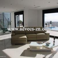 Villa in Spain, Comunitat Valenciana, Alicante, 600 sq.m.