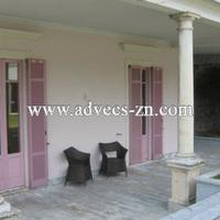 Apartment in Italy, Varese, 220 sq.m.