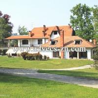 Villa at the first line of the sea / lake in Italy, Lombardia, Varese, 600 sq.m.