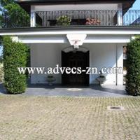 Villa at the first line of the sea / lake in Italy, Lombardia, Varese, 600 sq.m.
