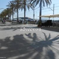 Hotel in the city center, at the first line of the sea / lake in Spain, Catalunya, Barcelona