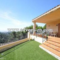 Villa in Spain, Catalunya, Girona, 297 sq.m.