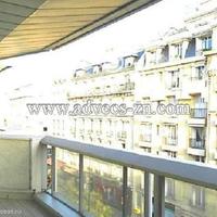 Flat in France, Ile-de-France, Paris, 60 sq.m.