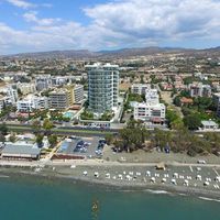 Apartment at the seaside in Republic of Cyprus, Lemesou, 131 sq.m.