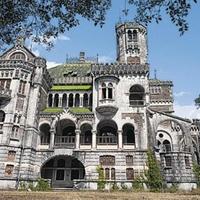 Замок в Португалии, Албуфейра