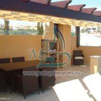 Villa at the first line of the sea / lake in Portugal, Albufeira, 300 sq.m.