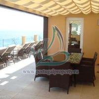 Villa at the first line of the sea / lake in Portugal, Albufeira, 300 sq.m.