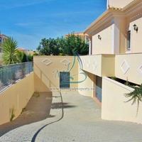Villa in Portugal, Albufeira, 226 sq.m.