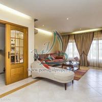 Дом в центре города в Португалии, Албуфейра, 185 кв.м.