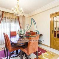 Дом в центре города в Португалии, Албуфейра, 185 кв.м.