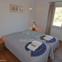 Villa at the first line of the sea / lake in Portugal, Albufeira, 190 sq.m.