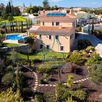 Villa in Portugal, Albufeira, 500 sq.m.