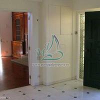 Villa in the city center in Portugal, Albufeira, 550 sq.m.