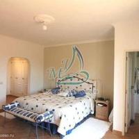 Villa in the city center in Portugal, Albufeira, 220 sq.m.