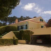 Дом в центре города в Португалии, Албуфейра, 311 кв.м.