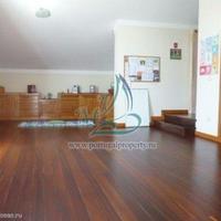 Дом в центре города в Португалии, Албуфейра, 311 кв.м.