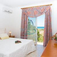 House in Portugal, Albufeira, 315 sq.m.