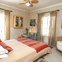 House in Portugal, Albufeira, 289 sq.m.