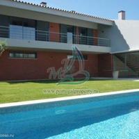 Дом в центре города в Португалии, Албуфейра, 267 кв.м.