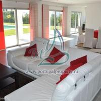 Villa in the suburbs in Portugal, Albufeira, 300 sq.m.