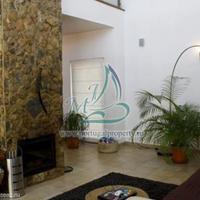 Дом в центре города в Португалии, Албуфейра, 215 кв.м.