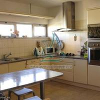 Дом в центре города в Португалии, Албуфейра, 215 кв.м.