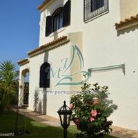 Вилла в Португалии, Албуфейра, 200 кв.м.