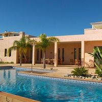 Villa in Portugal, Algarve, 300 sq.m.